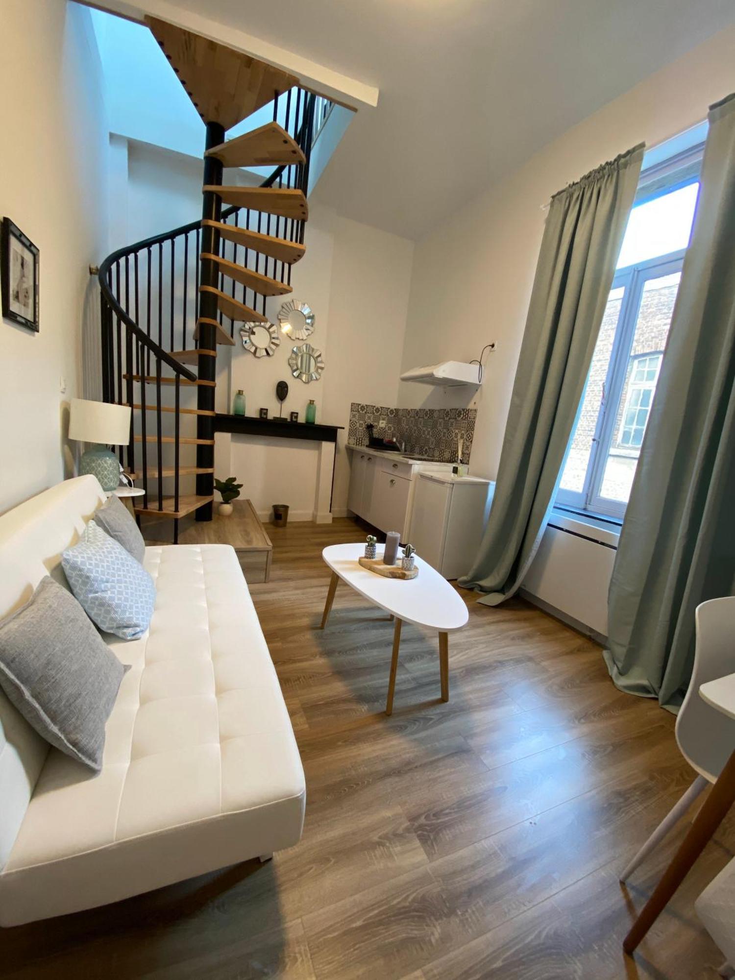 Apartement City Center מונס מראה חיצוני תמונה